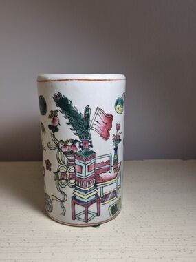VTG Hand-Painted Chinese Brush Pot